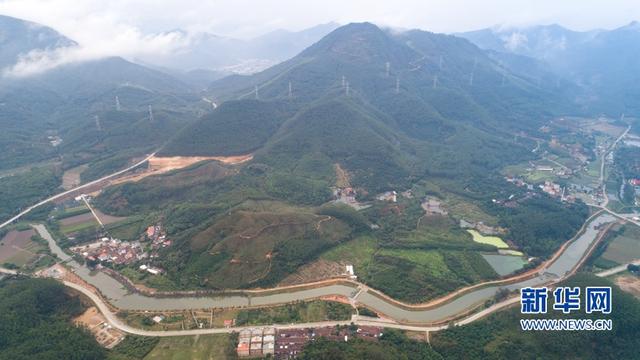 福建漳州：打造乡村生态水系景观带 